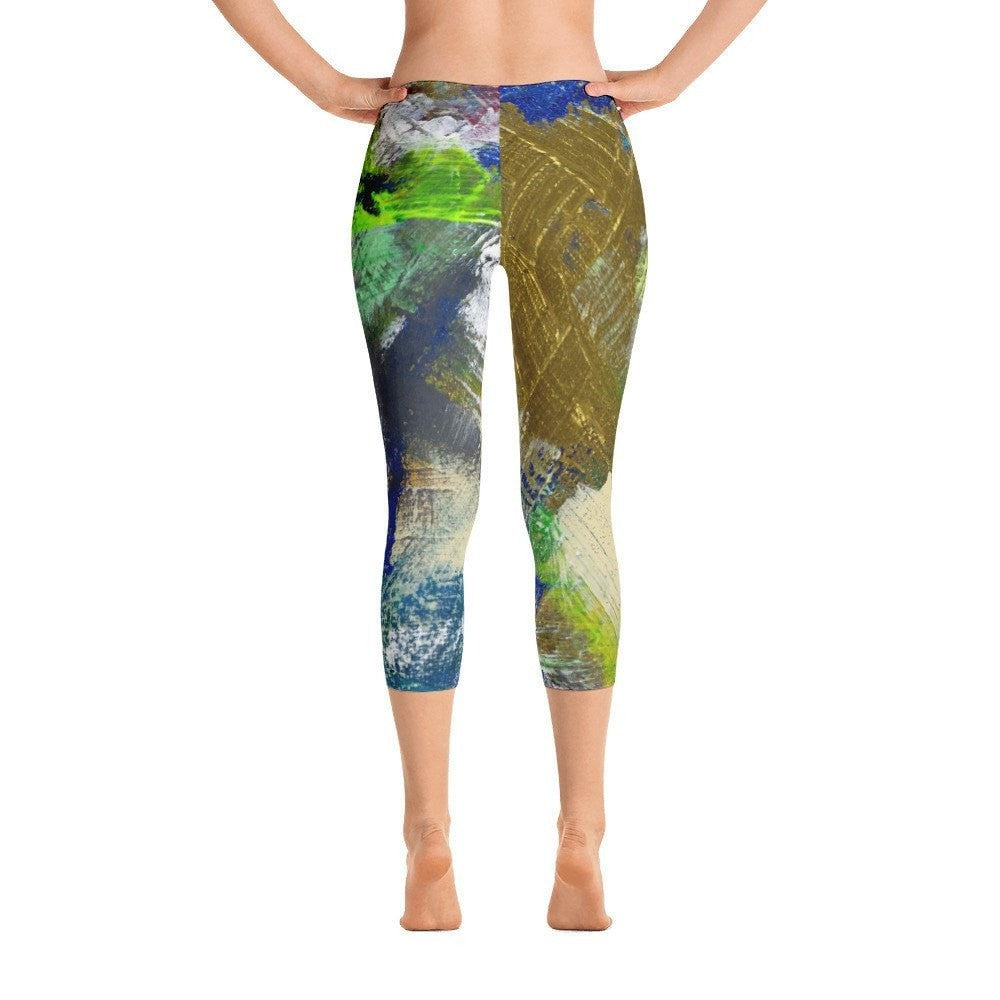 For Now. Capri Leggings Abstract Deep