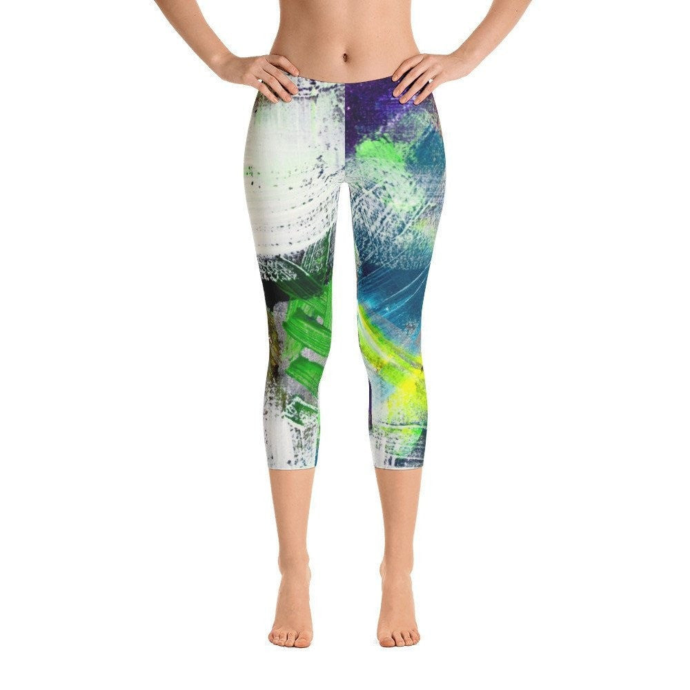 Please Stay. Capri Leggings Abstract Deep