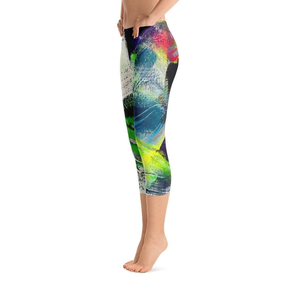 Please Stay. Capri Leggings Abstract Deep